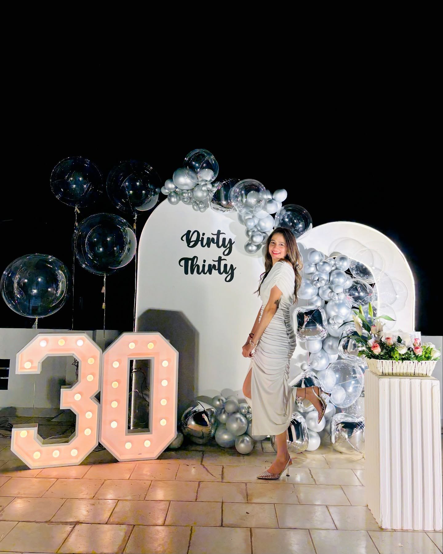 20+ Stylish Birthday Outfit Ideas for Women | Party Looks & Dresses