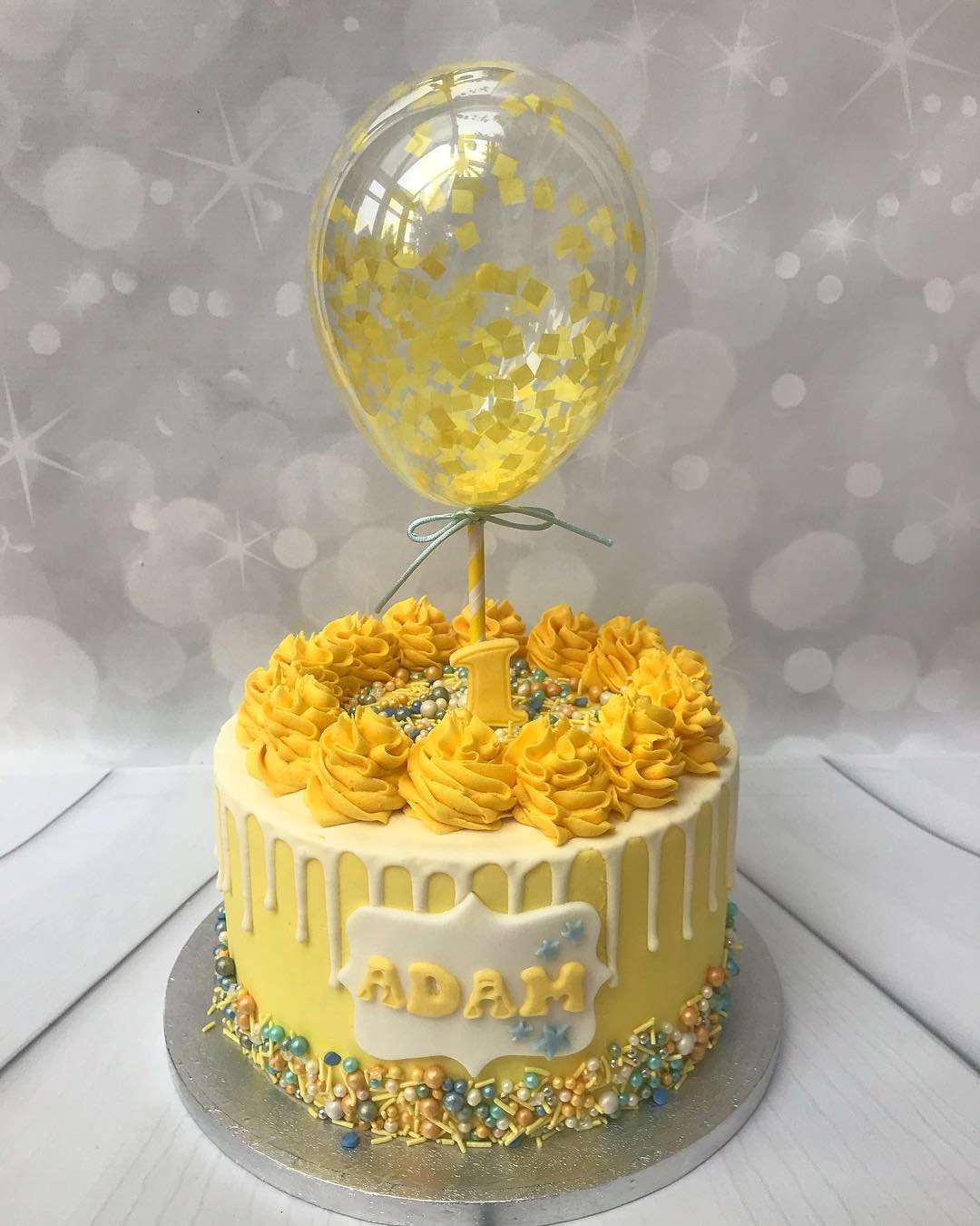 20 Yellow Birthday Cake Ideas | Bright & Creative Cake Inspiration