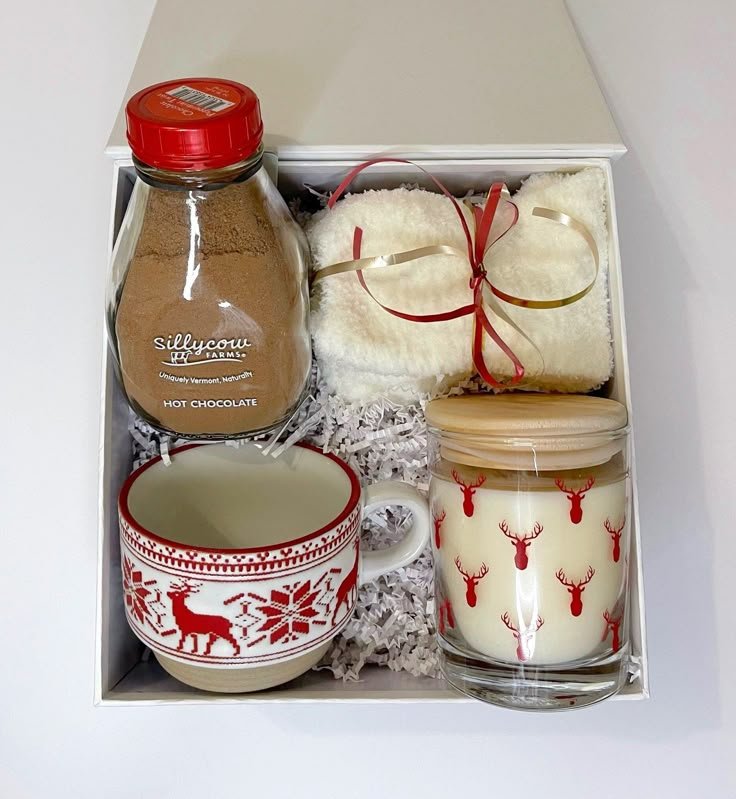 20 Cozy Winter Gift Basket Ideas to Warm Hearts This Season